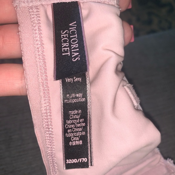 Victoria’s Secret Very Sexy Multi-way Bra - Picture 3 of 3